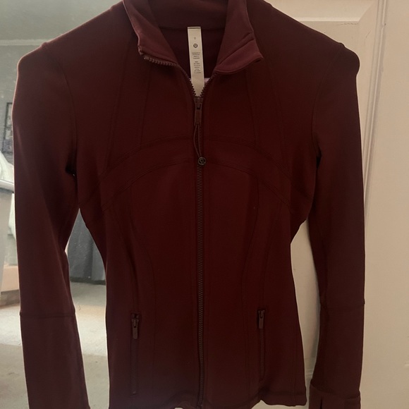 Good Condition Lululemon Define Jacket Size 0 - Picture 1 of 5